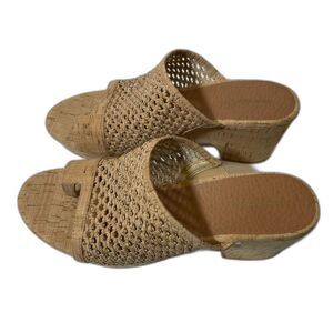 BARETRAPS Bethie Wedge Sandal - Women's Size 9 - Natural